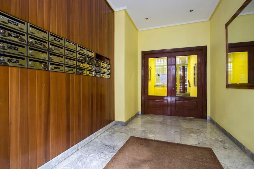 Alhondiga Flat By Next Stop Bilbao Esterno foto