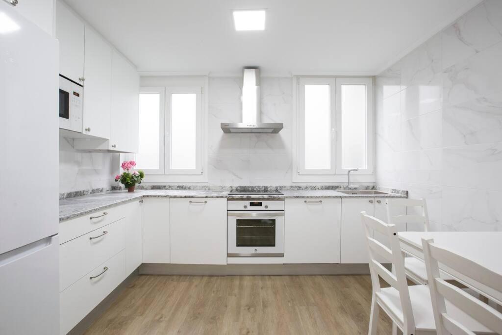 Alhondiga Flat By Next Stop Bilbao Esterno foto