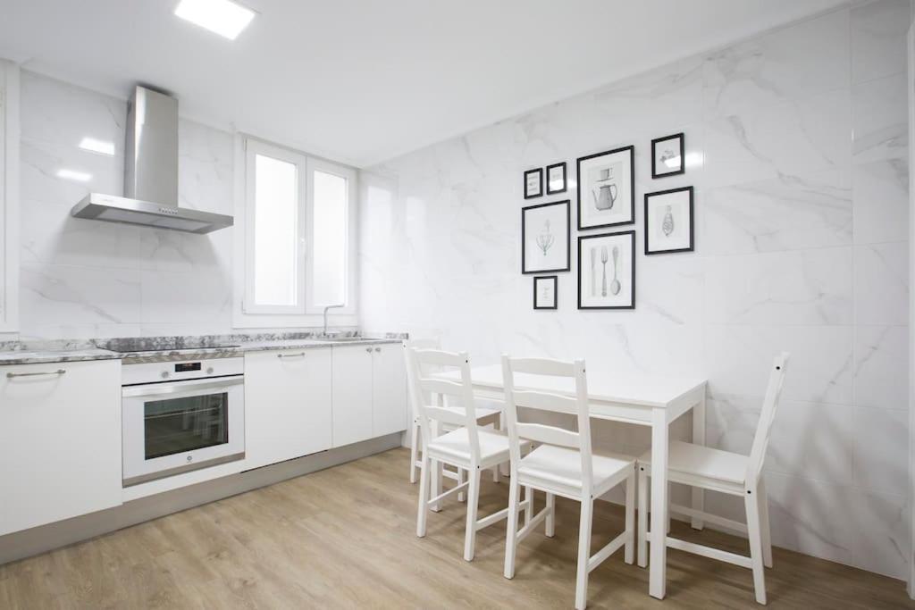 Alhondiga Flat By Next Stop Bilbao Esterno foto